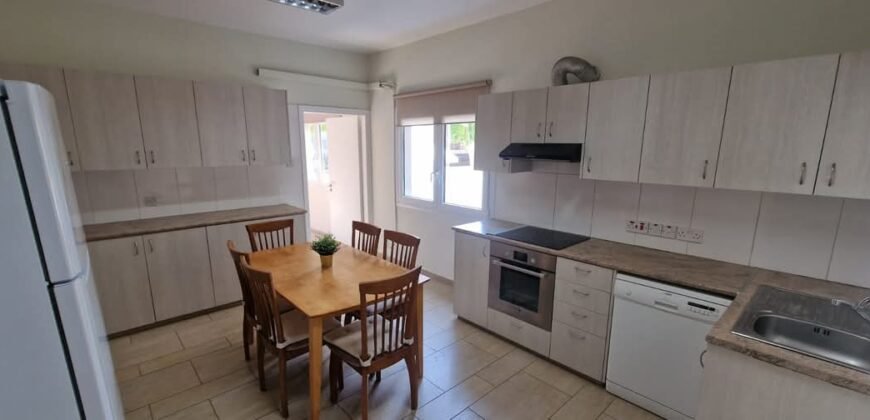 AVAILABLE from 1st Feb 2026 – ERASMUS STUDENTS – Beautiful, fully furnished apartment with 5 bedrooms