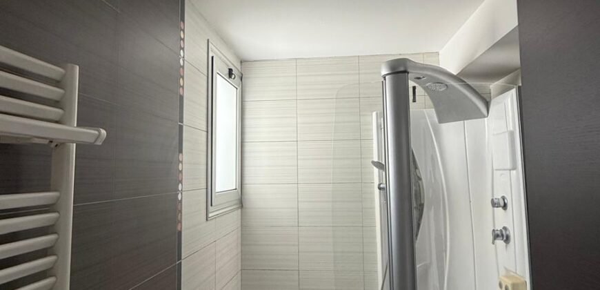 Beautiful modern 2 Bedroom apartment fully furnished