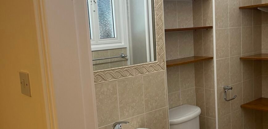 3 bedrooms Ground floor apartment next to Medical School of UNIC