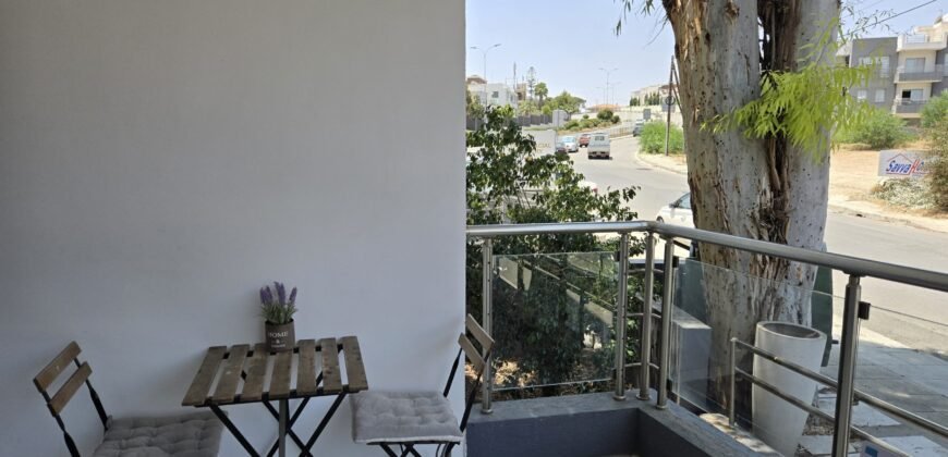 One bedroom bright and modern ground floor apartment-Fully furnished