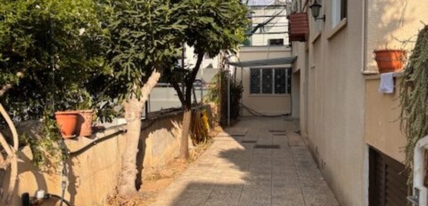 Fully Renovated Elevated Ground Floor Appt: 3 Bedrooms – walking distance to UNIC – with 500Mbps Internet + Cyta TV