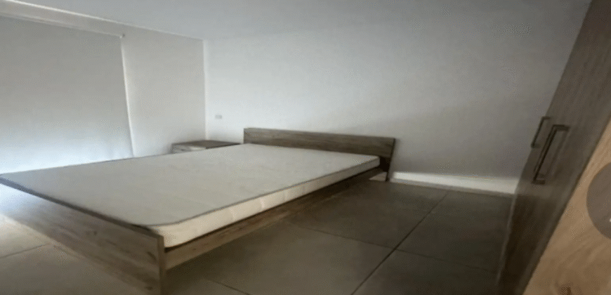 One Bedroom Apartment
