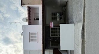 Stylish 3-Bedroom House in Engomi