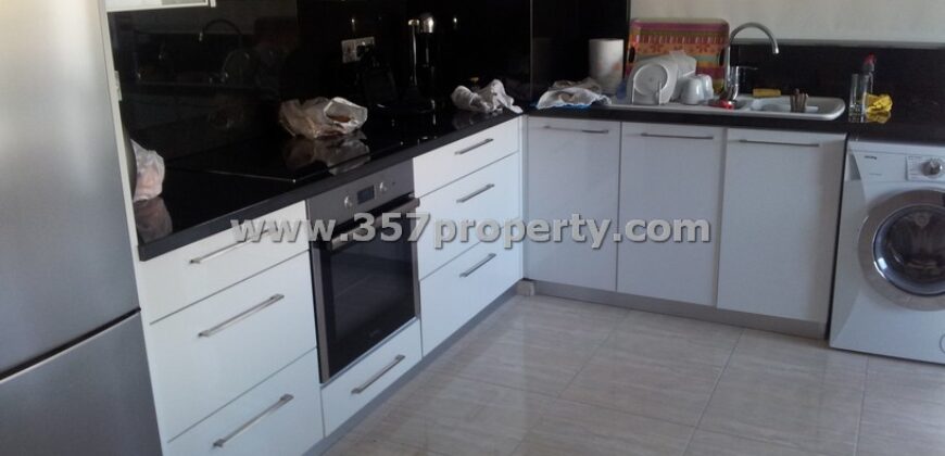 3-Bedroom Flat in Engomi