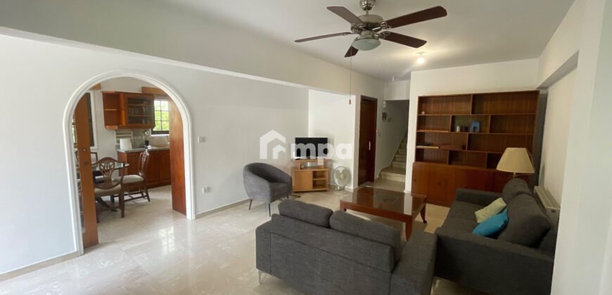Fully Renovated Elevated Ground Floor Appt: 3 Bedrooms – walking distance to UNIC