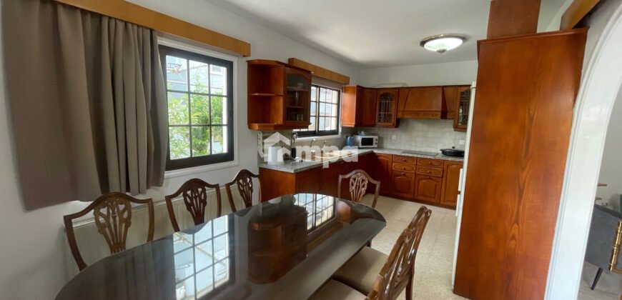 Fully Renovated Elevated Ground Floor Appt: 3 Bedrooms – walking distance to UNIC