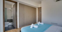 Stylish and spacious 3-bedroom apartment less than 1 km from Unic Med School