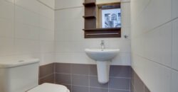 Stylish and spacious 3-bedroom apartment less than 1 km from Unic Med School