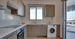 Stylish and spacious 3-bedroom apartment less than 1 km from Unic Med School