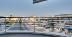 Stylish and spacious 3-bedroom apartment less than 1 km from Unic Med School