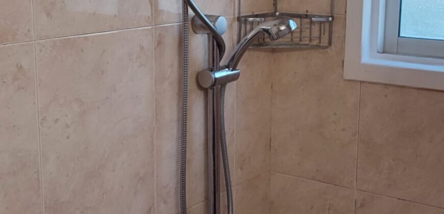3 bedroom spacious apartment