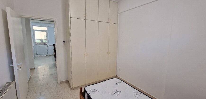 Flatmate in a 2-bedroom apartment
