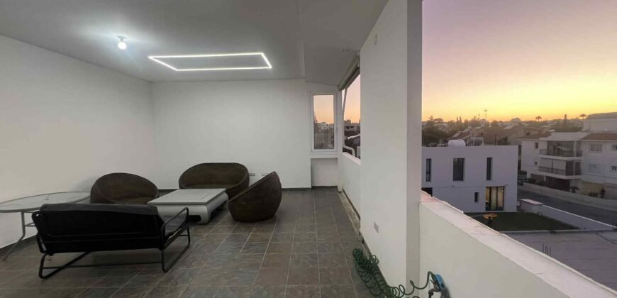2 rooms in shared flat, utilities included. students only