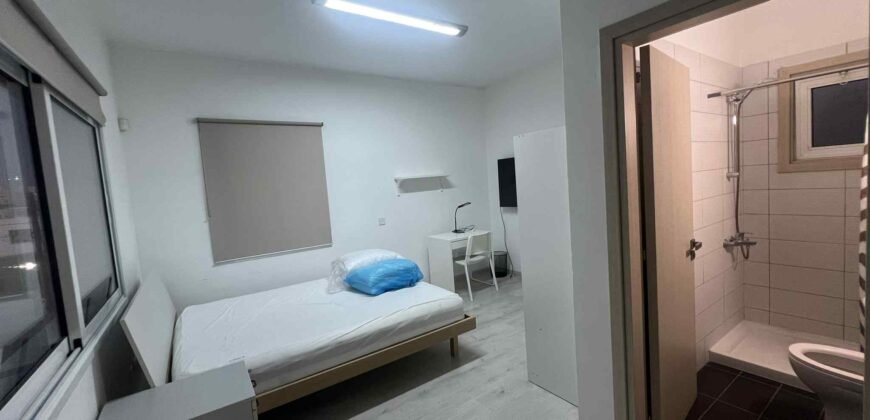2 rooms in shared flat, utilities included. students only