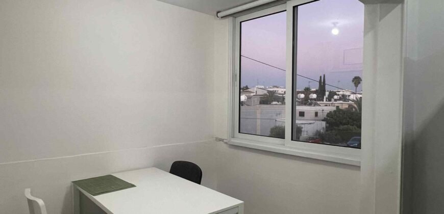 2 rooms in shared flat, utilities included. students only