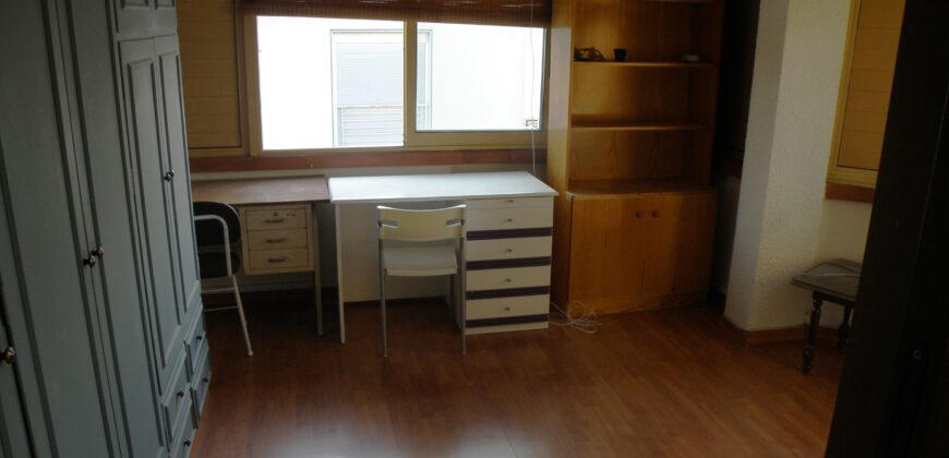 Room 2-Shared House in Engomi-Perfect for Student