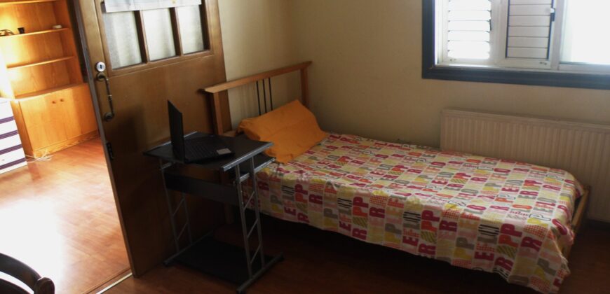 Room 2-Shared House in Engomi-Perfect for Student