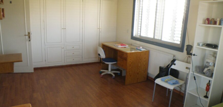 Ensuite Room 1-Shared House in Engomi-Perfect for Student