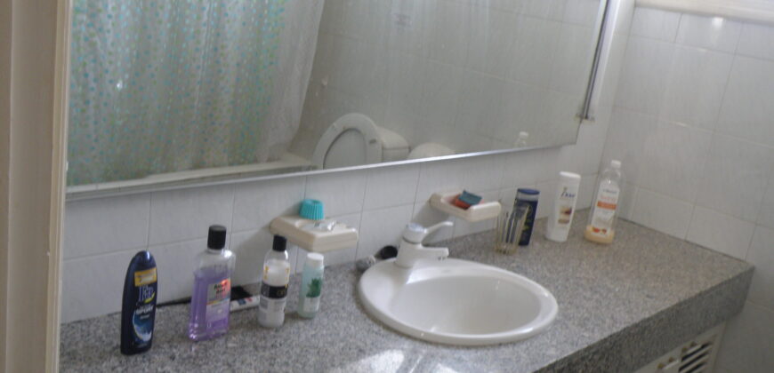 Room 4-Shared House in Engomi-Perfect for Student